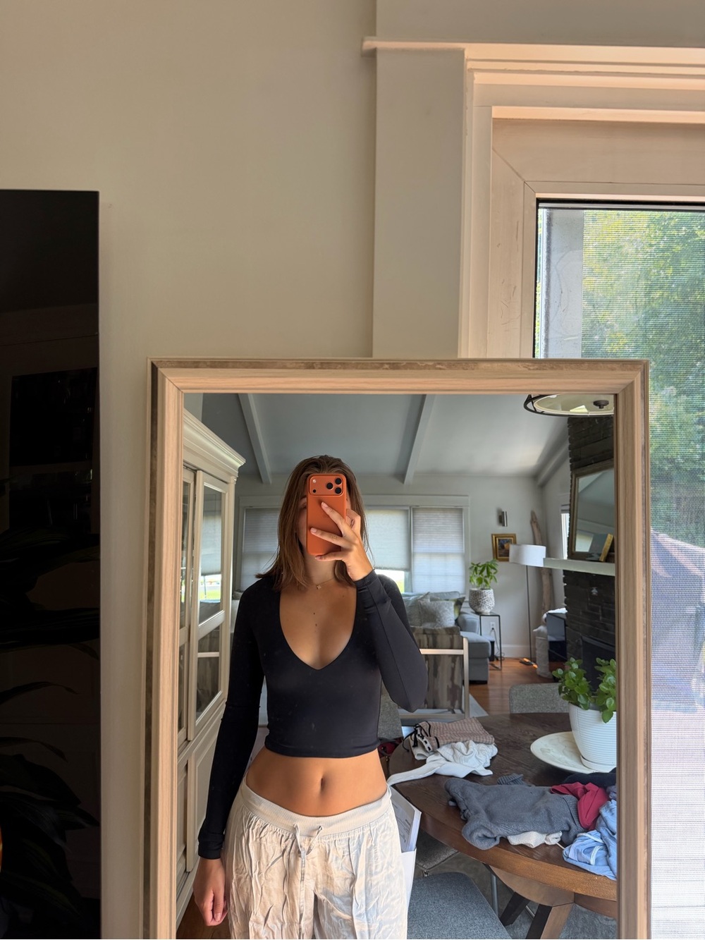 Babaton Black Long-Sleeve Crop Top